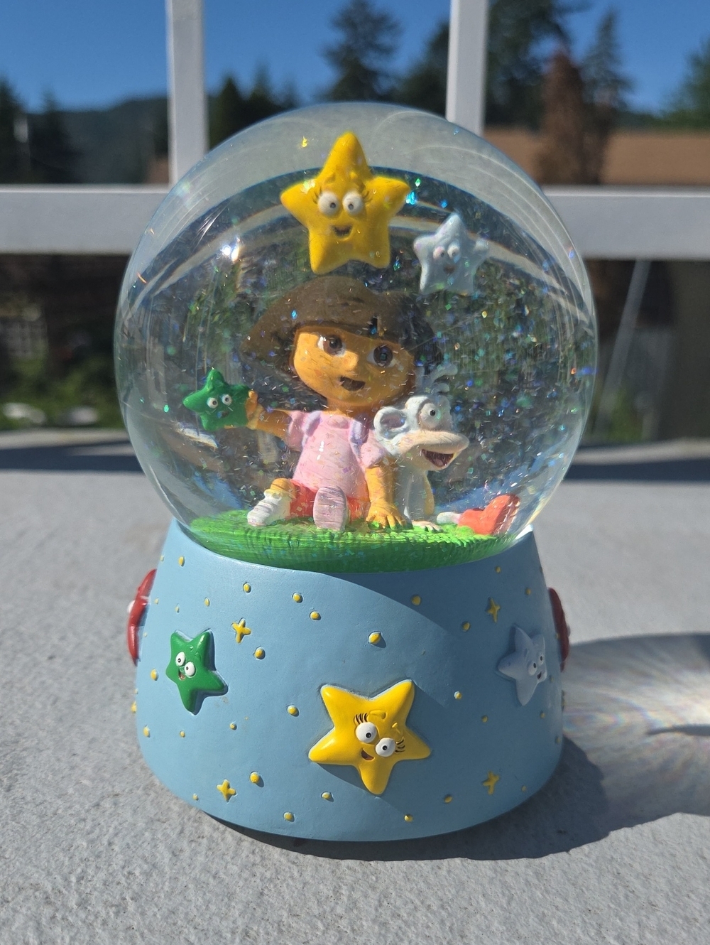 Dora The Explorer Snow Glone *read Description*